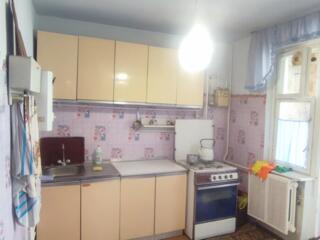 Сдаётся двухкомнатная квартира