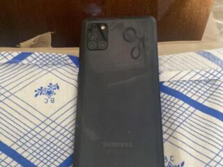 Продам телефон