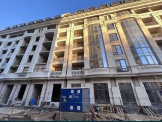 В продаже двухкомнатная квартира в историческом центре города. Новый .