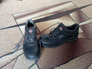 Полуботинки