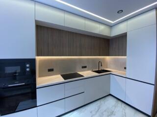 В продаже стильная трехкомнатная квартира в новом доме на Таирова в ..