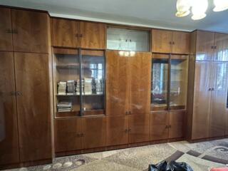 Стенка в отличном состоянии ТОРГ!