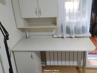 Продаётся шкаф и стол