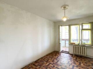 Предлагается к продаже трехкомнатная квартира в Одессе на улице ...