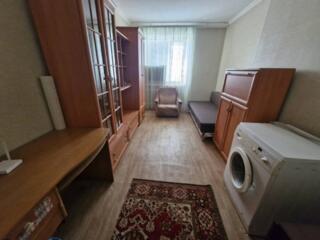 Предлагается к продаже комната в коммунальной квартире на низком ...