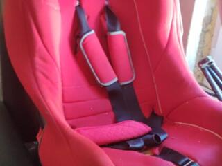 Продам авто кресло детское
