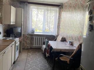 В продаже просторная четырехкомнатная квартира в кирпичном доме на ...