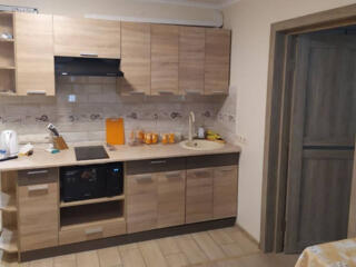 В продаже уютная однокомнатная квартира на Французком бульваре. ...