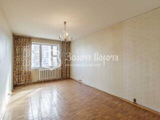 продаж 3-к квартира Київ, Солом`янський, 64000 $