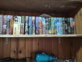Продаю книги. Серийная фантастика