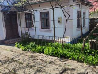 Дом в центре Паркан