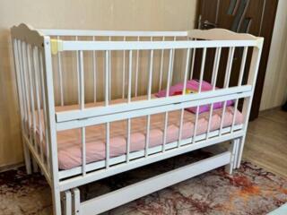 Продам детскую кроватку