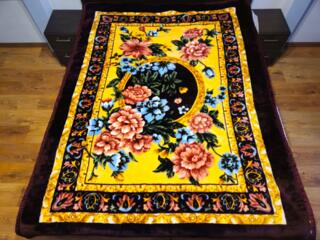 Плед двухсторонний новый.