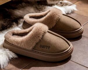 Продаётся тёплая обувь, разм. 39 - 25 см.160 руб. Писать