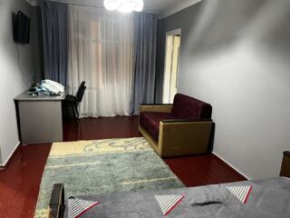 Сдам в центре Бендер 2-х комнатную квартиру 170$