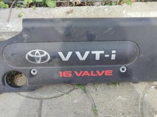Крышка (накладка) двигателя 2.4 Тойота Камри 2008г.