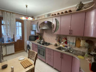 Продам 3-комнатную квартиру в кирпичном спецпроекте на Фонтане