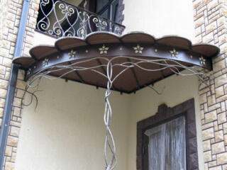 Кованые козырьки на заказ