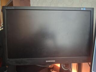 Монитор Samsung 943SN