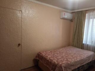 Продам недорогую 1-комнатную квартиру 4/5 эт., Парковая / Михаила ...