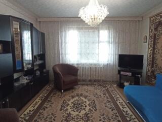 3-КОМ 143 С р-он Манго 1/9 ремонт, частично мебель и техника