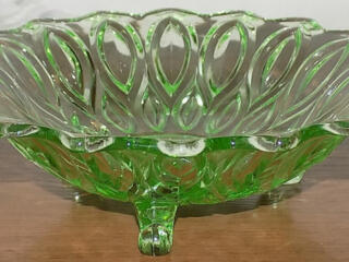 Вазы на ножках. Цветное стекло. Стиль Ар-деко ГДР 60-е