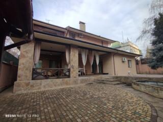 Терміново продам дім! Фонтан 336м². Басейн+сауна. 6 соток. Без комісії