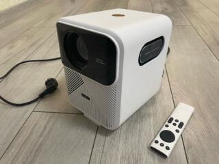 Продам проектор Сяоми mozart + экран
