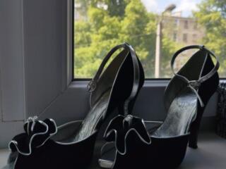 Босоножки выпускные