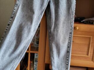 Спортивные штанишки.