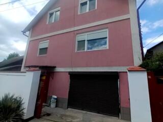 БОРОДИНКА 3-х этажный ДОМ с Тремя Входами, Гаражом на Участке 4 сотки