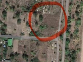 Предлагается к продаже  участок 12 соток у Аджалыкского лимана. Вдоль 