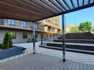 Продам 1-комнатную квартиру-студию на Большом Фонтане на среднем 11 ..