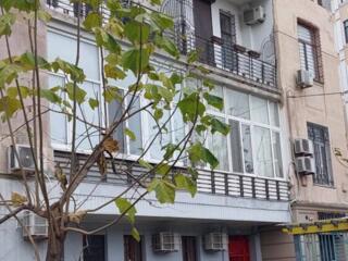 4-комн. квартира на Французском бульваре / Азарова