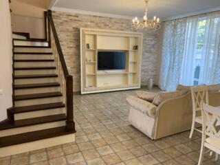 Двухэтажный дом в Одессе на Большом Фонтане 12 станция