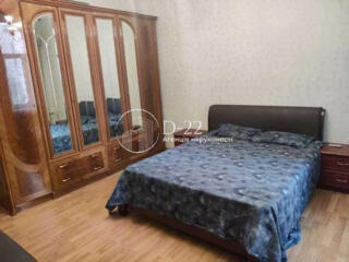 довгострокова оренда 3-к квартира Київ, Печерський, 722 $/міс.