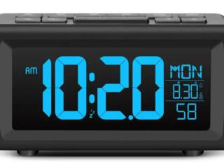 Радиочасы, новые, в упаковке.