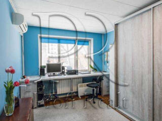 продаж 1-к квартира Київ, Дніпровський, 42999 $