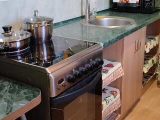 Сдаётся 1 комнатная квартира с мебелью и бытовой техникой