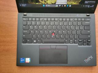 Lenovo ThinkPad T14s Gen 2 14" Intel Core i7 8x4.8GHz 32GB 256GB Win11
