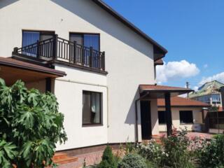 Продается эксклюзивный 2-х этажный дом в Царском селе, на перегоне