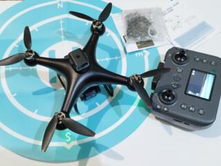 Продам абсолютно новый дрон с камерой