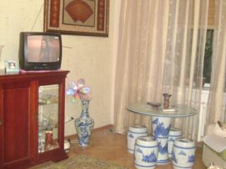 Сталинка  с ремонтом на Фонтане