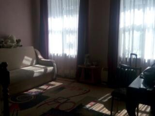 Трехкомнатная квартира на Нежинской