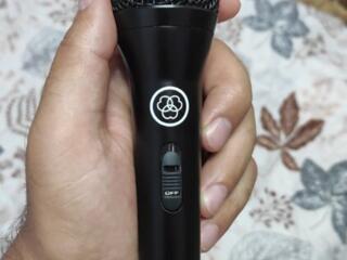 Продам микрофон AKG P5S