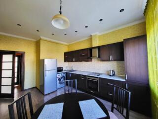 Сдам красивую 2-ком. квартиру в жк ЗВЁЗДНЫЙ городок-1 на ул. Армейской.