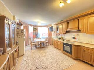 продаж 3-к квартира Київ, Шевченківський, 189500 $