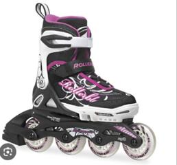 Роликовые коньки и защита, аксессуары для плавания и другое. Центр.