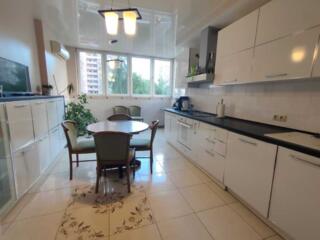 довгострокова оренда 2-к квартира Київ, Голосіївський, 25500 грн./міс.