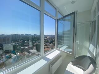 Квартира с видом на море в новом сданном доме на ул. Солнечной